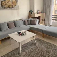 مبل راحتی با کیفیت و فوم فشرده ،پاف و میز سفید|مبلمان خانگی و میز عسلی|تهران, میرداماد|دیوار