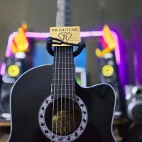 گیتار کلاسیک زیبا حرفه ای به همراه سافت کیس رایگان|گیتار، بیس، امپلیفایر|تهران, نارمک|دیوار