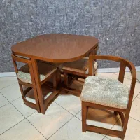 میز ناهارخوری کم جا