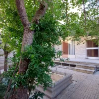 اجاره منزل ویلایی دربست در بن بست آرام و زیبا