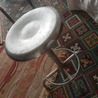 ضندلی فلزی سالم