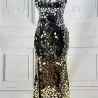 لباس تمام آیینه