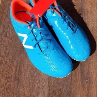 کفش فوتبال نیوبالانس