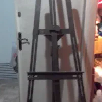 سه پایه  بوم نقاشی