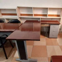 میز مدیریت و میزبان و کنفرانس پایه ها فلزی|مبلمان اداری|زنجان, |دیوار