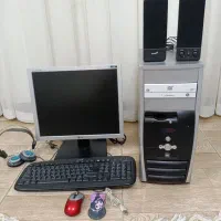 مانیتور همراه با همه وسایل