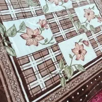 دو تا پتوی دو نفره بزرگ|رختخواب، بالش، پتو|کرمانشاه, |دیوار