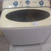 ماشین لباسشویی در حد نو