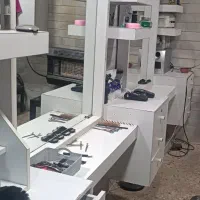 ویترین آرایشگاه مردانه