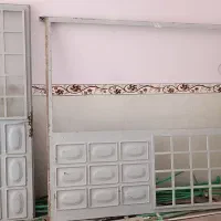 درب و پنجره آهنی سالم