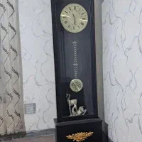 ساعت چوبی ایستاده