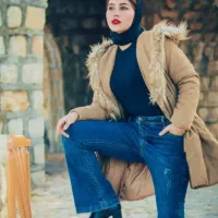 مدل رایگان خانم برای عکاسی فضای باز