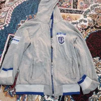 کاپشن|لباس|شیراز, کوشک میدان|دیوار