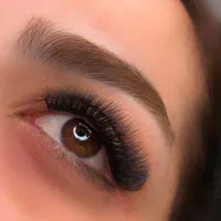 به یک مدل اکستنشن مژه ولیفت ابرونیازمندیم|خدمات آرایشگری و زیبایی|کاشان, فاز ۱ ناجی آباد|دیوار