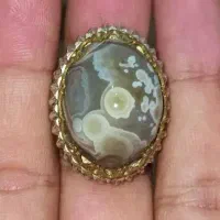 سنگ بشرط|کلکسیون اشیاء عتیقه|بندر کنگان, |دیوار