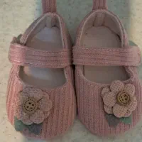 پاپوش نوزادی زیر1سال دوجفت 700 و شنل زیر1سال 700|کفش و لباس بچه|تهران, پاسداران|دیوار