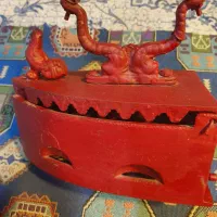 اتو ذغالی خروس نشان