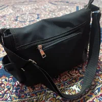 کیف کاملا نو.|کیف، کفش، کمربند|زرند, |دیوار