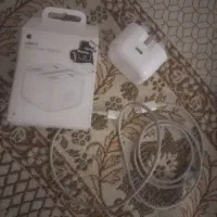 شارژ آیفن همراه کابل اصلی کلا یک ماه کار کرده