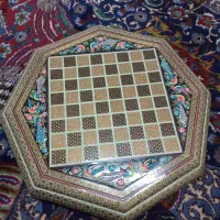 شطرنج خاتم کاری ۸ضلعی شیک بهمراه مهره های فلزی|صنایع دستی و سایر لوازم تزئینی|تهران, آذری|دیوار