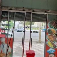 درب شیشه سکوریت و دکور چوبی