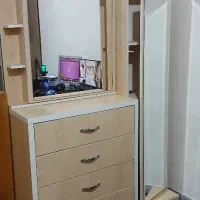 میزآینه کشودار