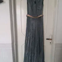 لباس مجلسی|لباس|رباط‌کریم, الارد|دیوار