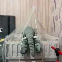 تخت کنارمادر