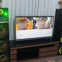 دوعدد اسپیکر،