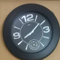 ساعت دیواری