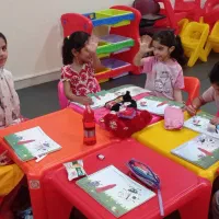 تدریس زبان انگلیسی مدرسه و مکالمه ای