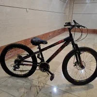 دوچر خه فلزی،شماره ۲۴