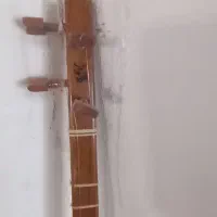 سه تار بسیار مرغوب و خوش صدا مهر دلنواز آکبند