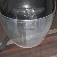 کلاه کاسکت موتور تمیز درحد....|قطعات یدکی و لوازم جانبی|رشت, بازار|دیوار