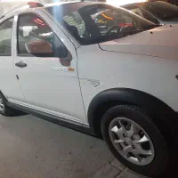 کوییک سفیدSمدل ۴۰۲|خودرو سواری و وانت|اصفهان, خانه اصفهان|دیوار