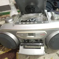 دستگاه پخش کاست و سی دی و رادیو