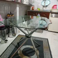 میز ناهاری خوری بدون صندلی سالم