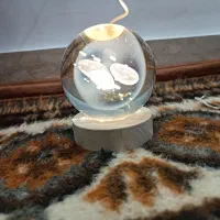 گوی شیشه ای زیبا|چراغ خواب و آباژور|مرند, |دیوار