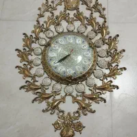 ساعت دیواری برنزی نگین درشت
