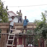 نیاز ب کارگر برای سنگکاری و کاشیکاری
