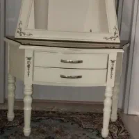 اینه قدی ومیز کم جا