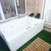 انزلی-جکوزی-دار