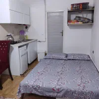 سوییت اجاره ای تمیز تضمینی داخل شهررشت کولر دار|اجارهٔ کوتاه‌مدت آپارتمان و سوئیت|رشت, کوی امام رضا|دیوار