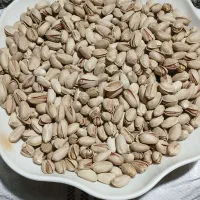 پسته خندان اکبری