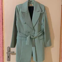 مانتو و بارونی و لباس