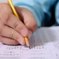 مشاوره تحصیلی کنکور تجربی توسط دانشجوی پزشکی