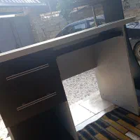 میز کامپیوتر کاملا سالم و نو