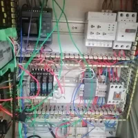 برق کار صنعتی/سیم کشی تابلوبرق/PLC /HMI/Drive|خدمات پیشه و مهارت|تبریز, |دیوار