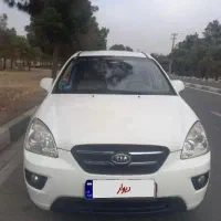 کیا کارنز ۷ نفره ۲۰۰۸ دنده ای در تهران