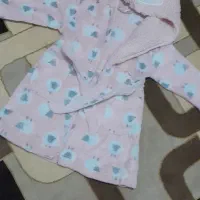 تعدادی لباس بچگونه نو و آک